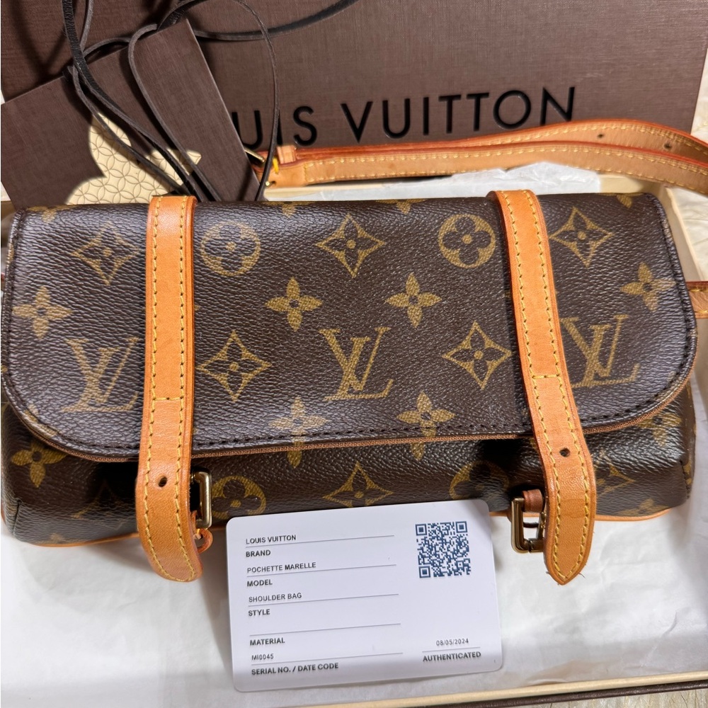 Louis Vuitton Pochette Marel belt -waist bag monogram with Box and card Auth.